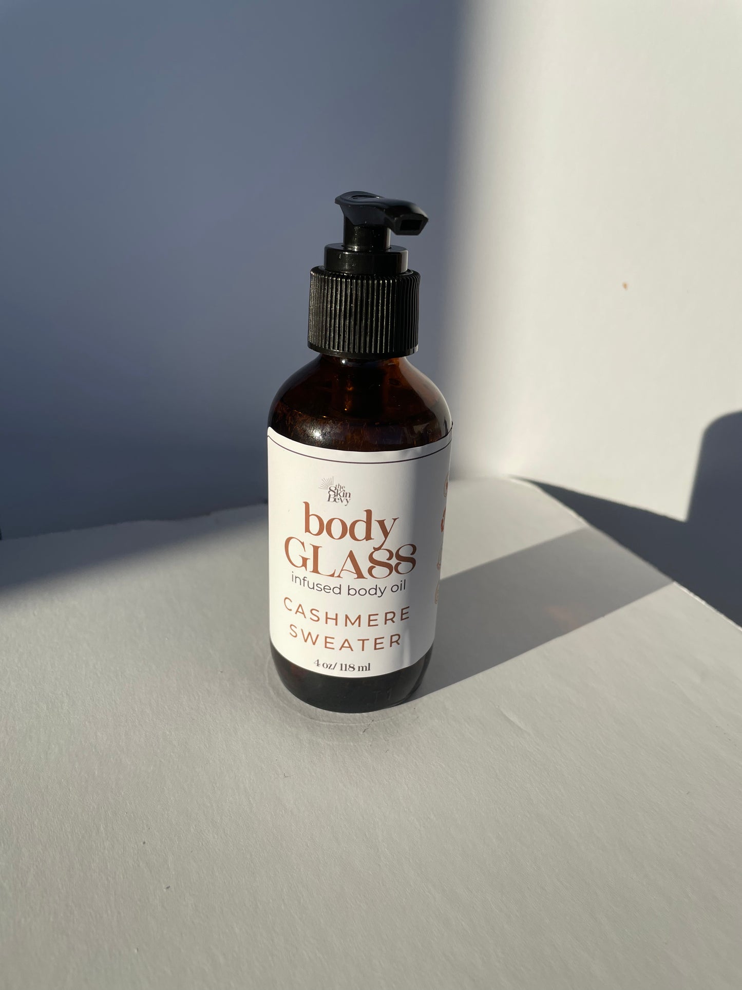 Cashmere Sweater Body Glass